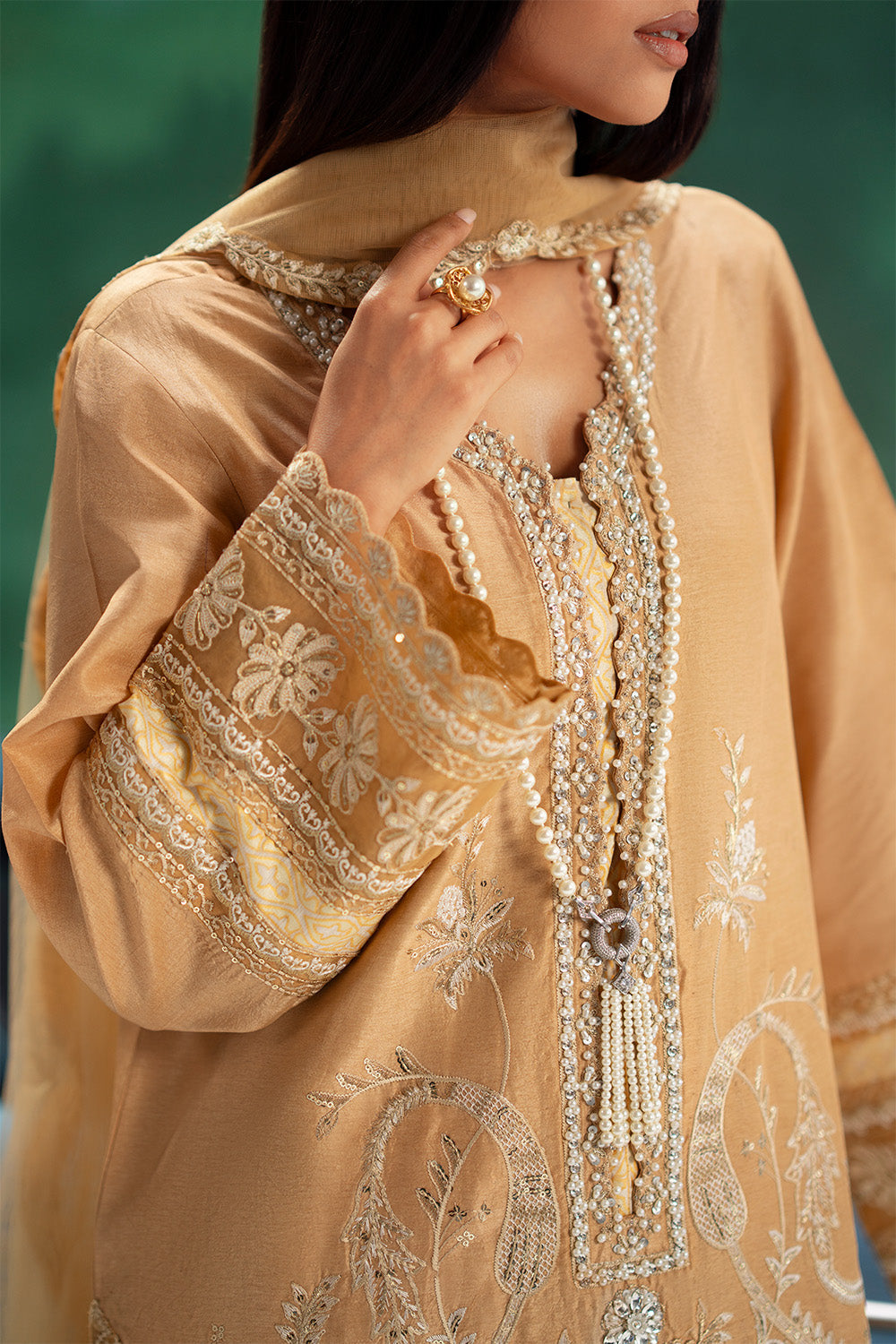 Maryum N Maria | Mushal Formals | BÉATRICE - MSU5543
