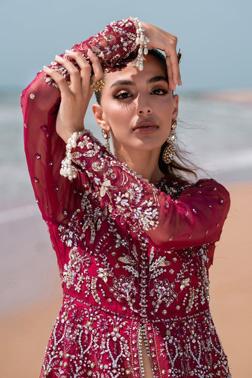 Emaan Adeel | Kamari Reveuse Wedding Formals | FLORA