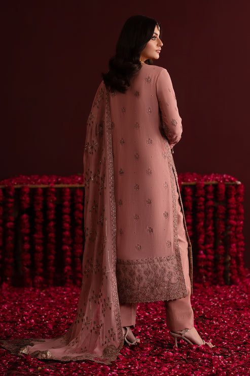 Emaan Adeel | Nooresha Formals 25 | Shaheena