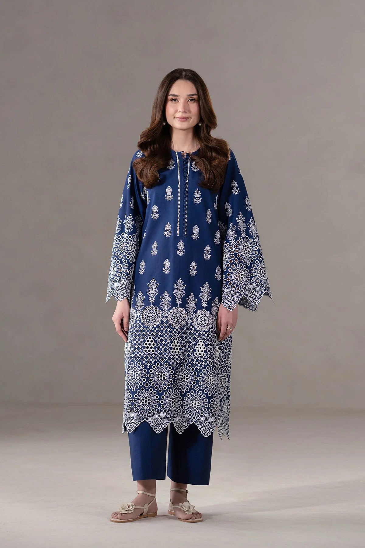 Akbar Aslam | Pret Lawn | Ovria