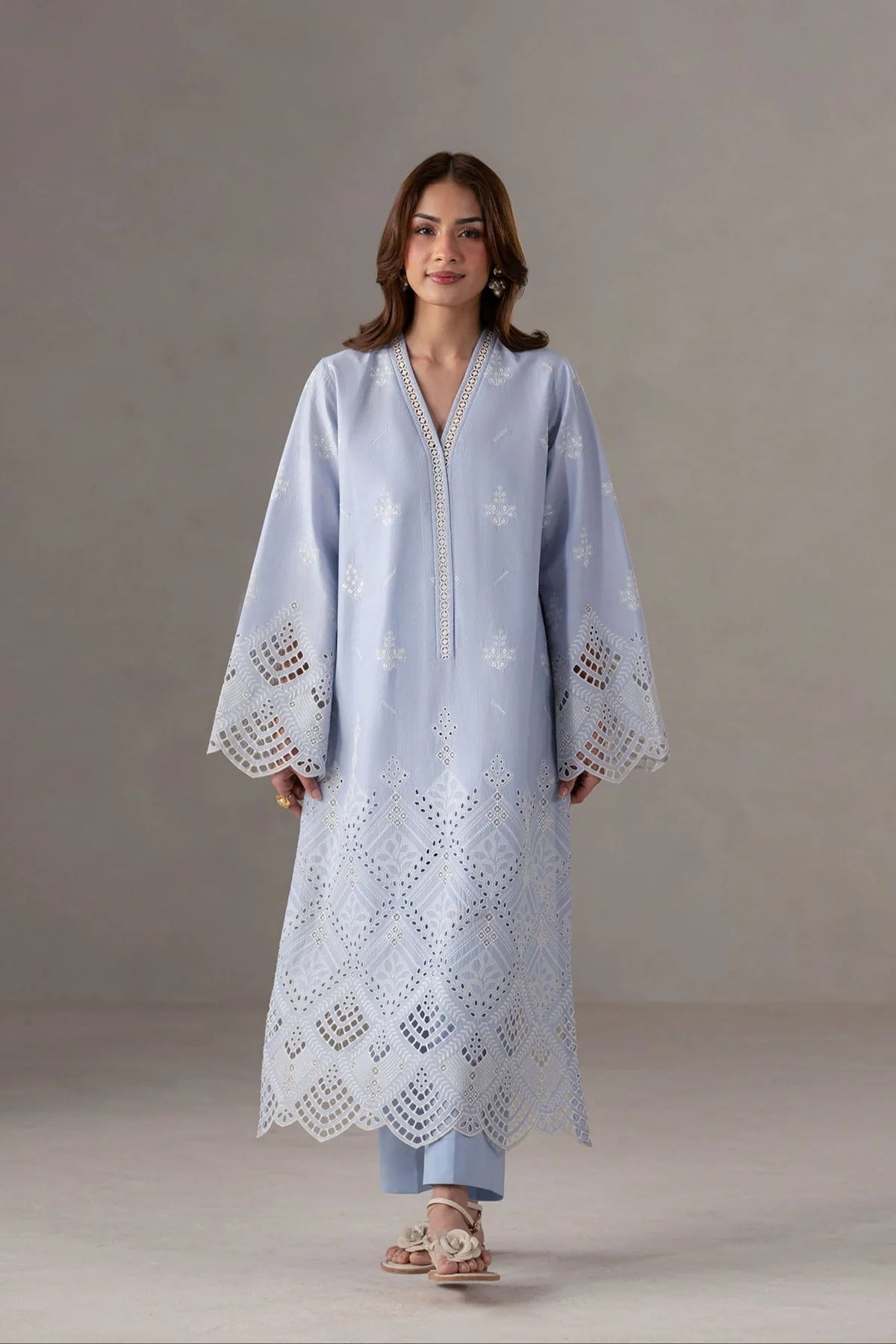 Akbar Aslam | Pret Lawn | Misty