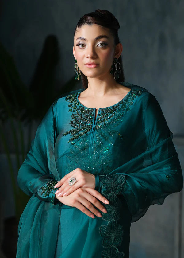 Mahum Asad | Reign Luxury Pret | Virah