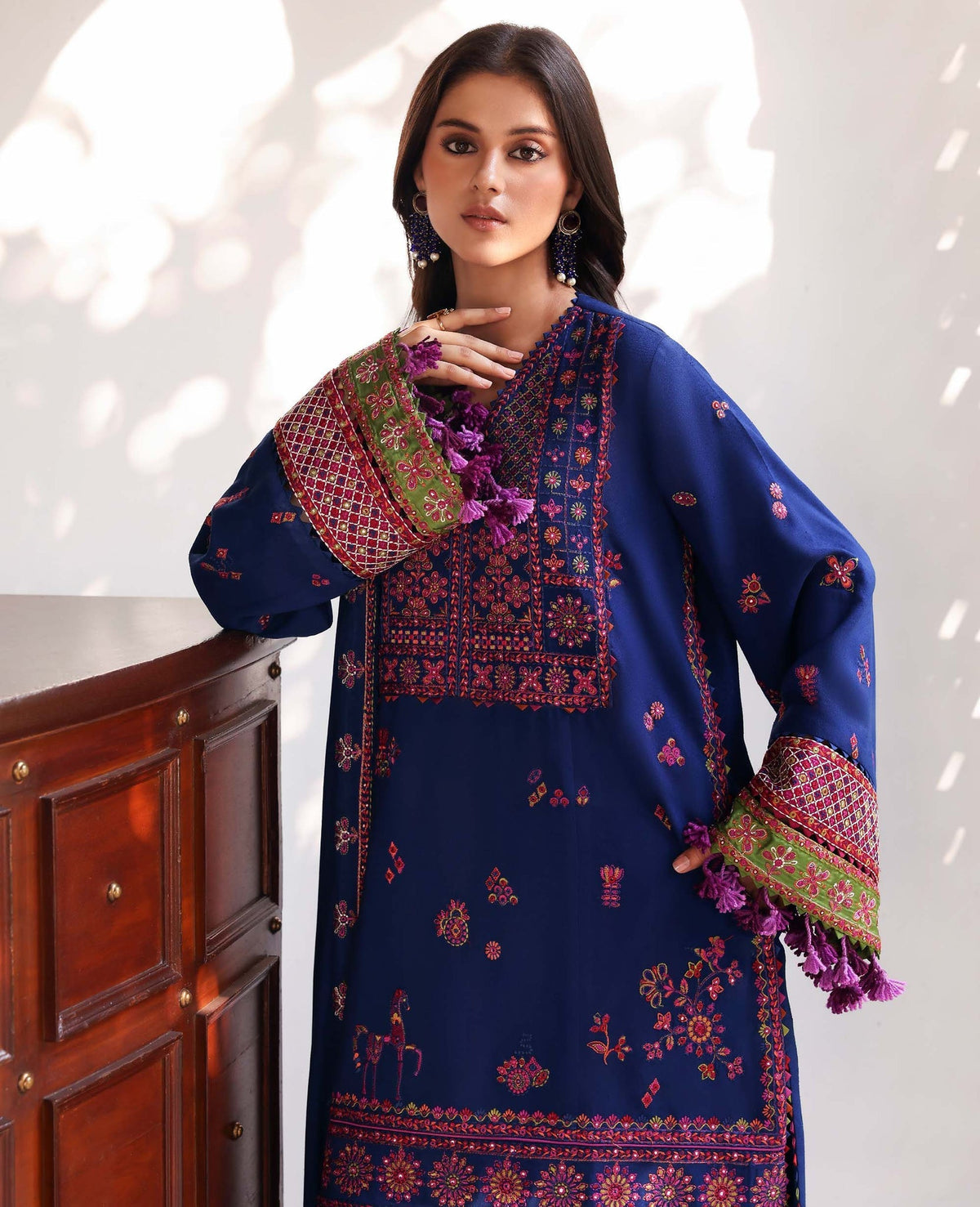 Republic Womenswear | Amaris Luxury Shawl 25 |Maris