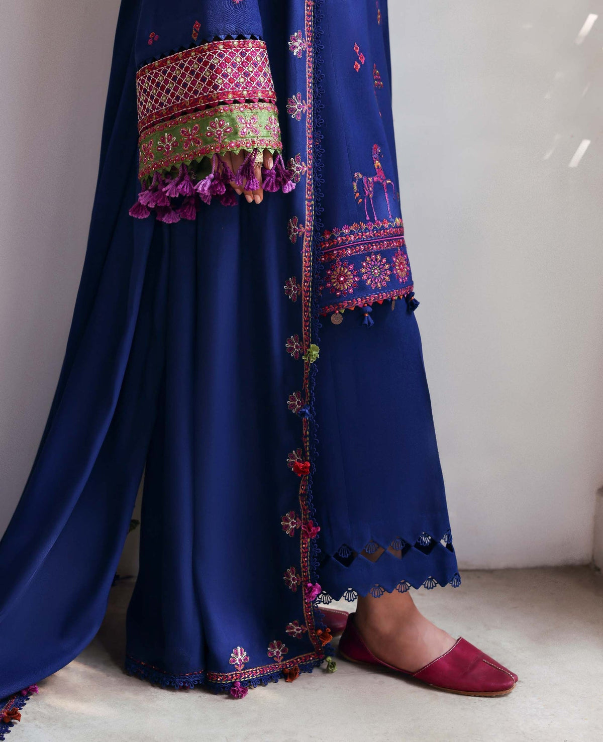 Republic Womenswear | Amaris Luxury Shawl 25 |Maris