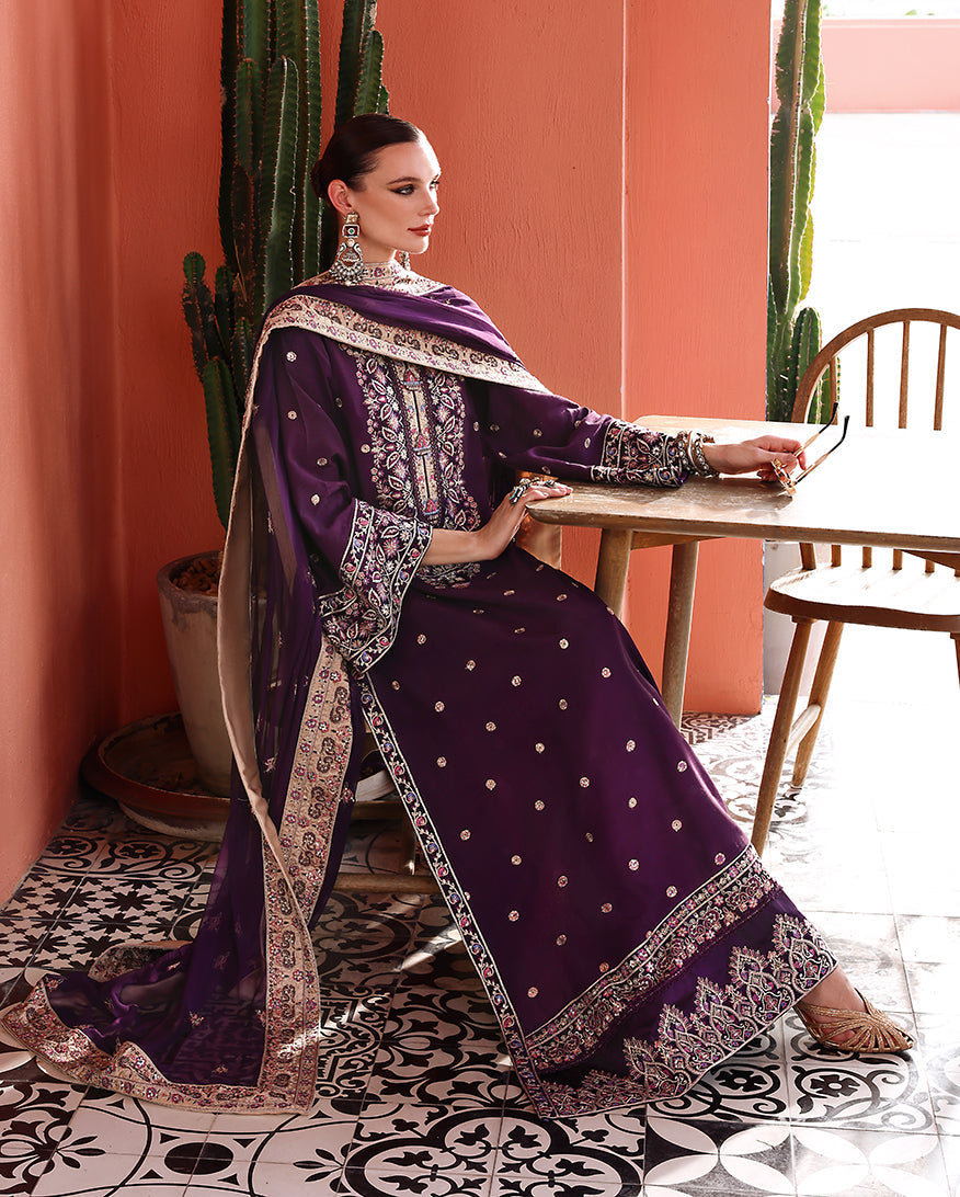 Mushq | Nuvera Raw Silk 26 | Minerva