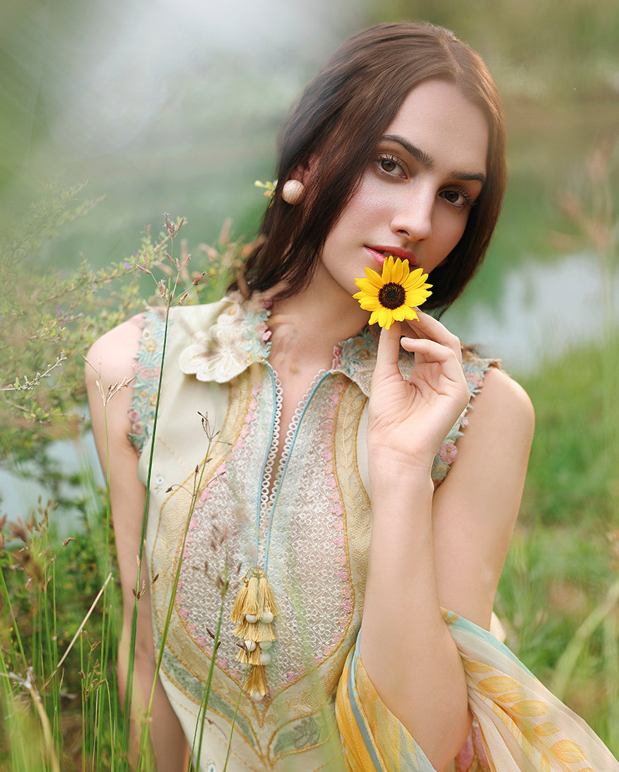 Mushq | The Secret Garden Lawn | Nocturne Flora