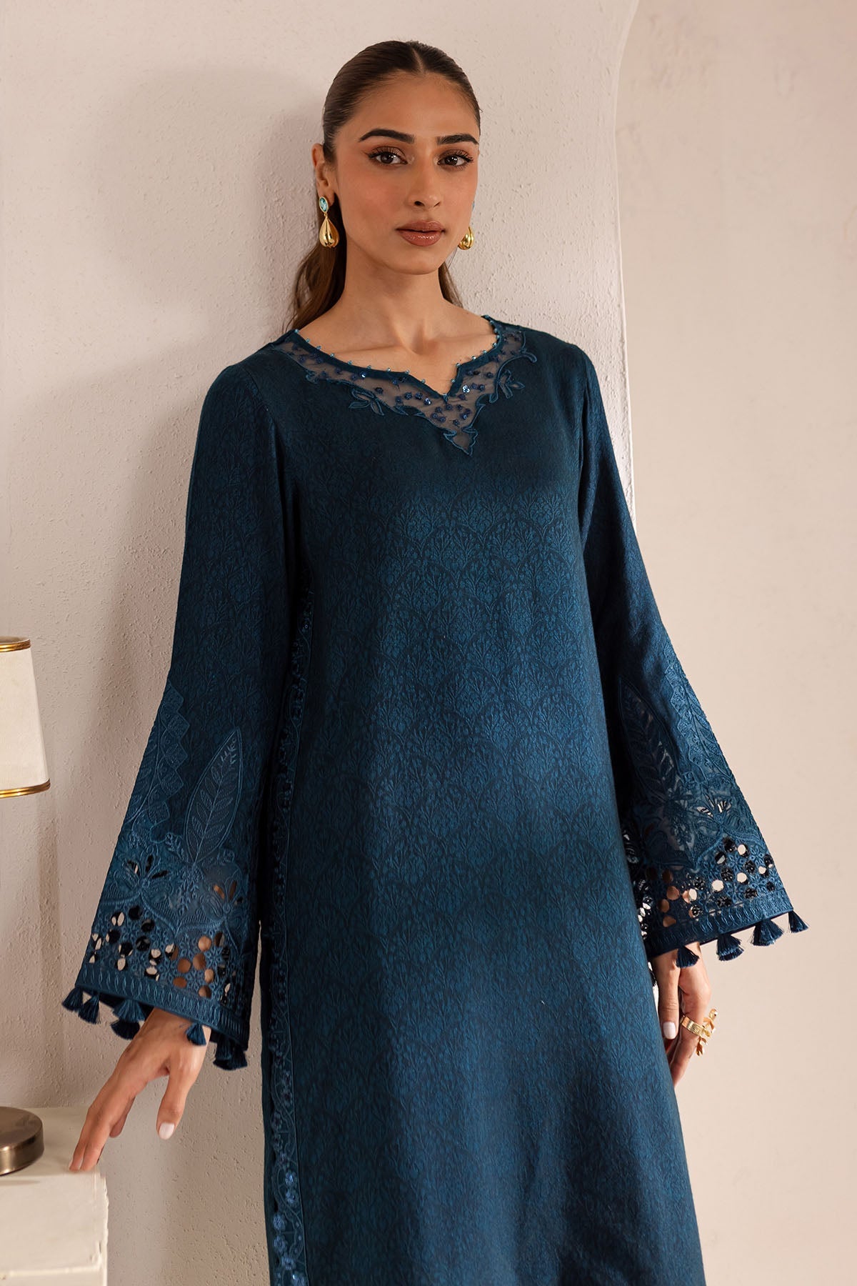 Nureh | Shades of Winter |  NP-589