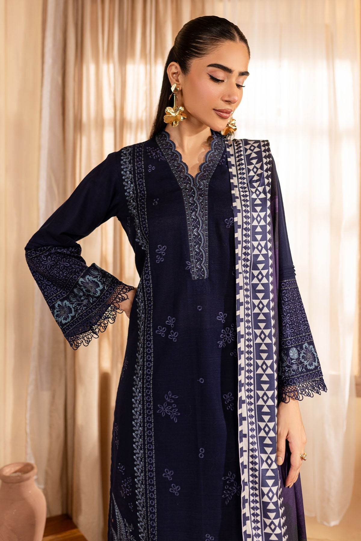 Nureh | Shades of Winter |  NP-582