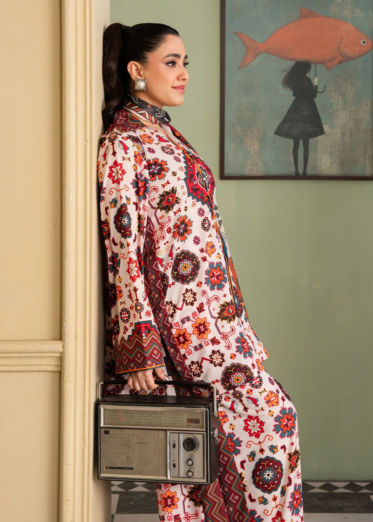 Maria Osama Khan | Retro 26 |Daisy