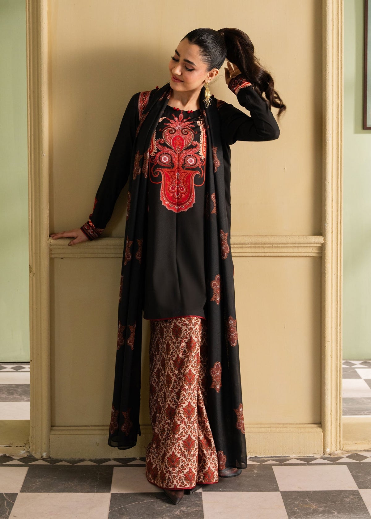 Maria Osama Khan | Retro 26 | Fiora