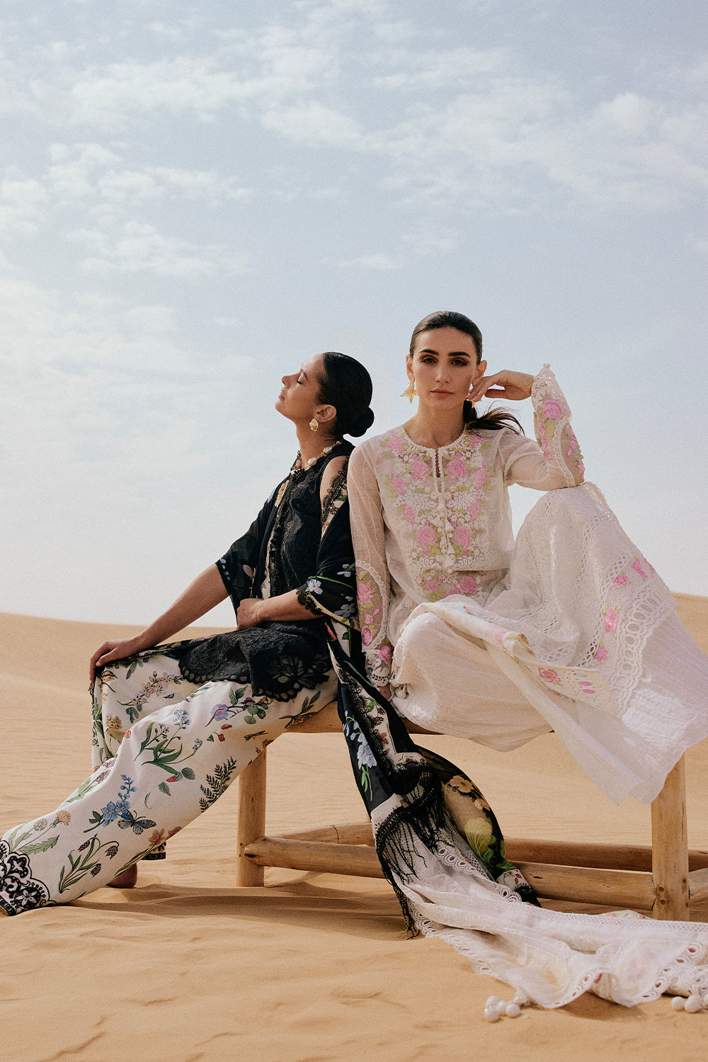 Saira Rizwan | Luxury Lawn 26 | IZEL-SRL26-09