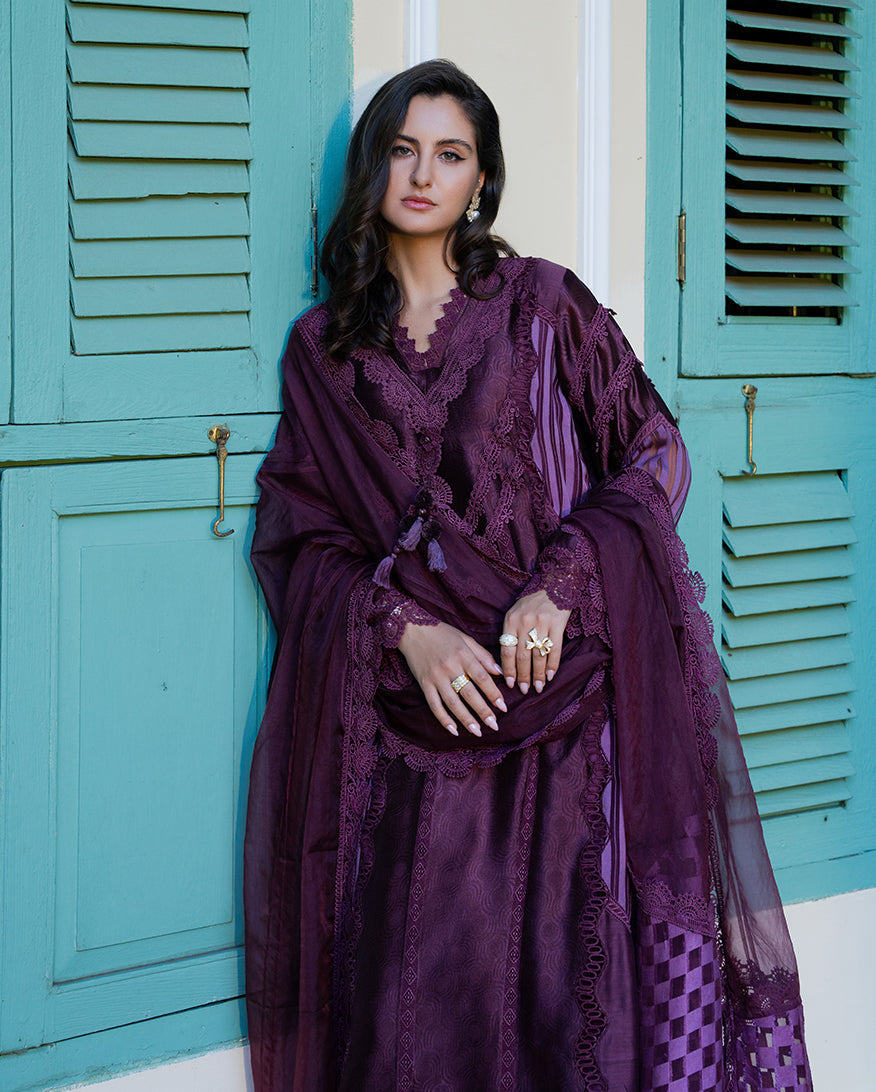 Mushq | Euphoria Pret | Plum Mirage