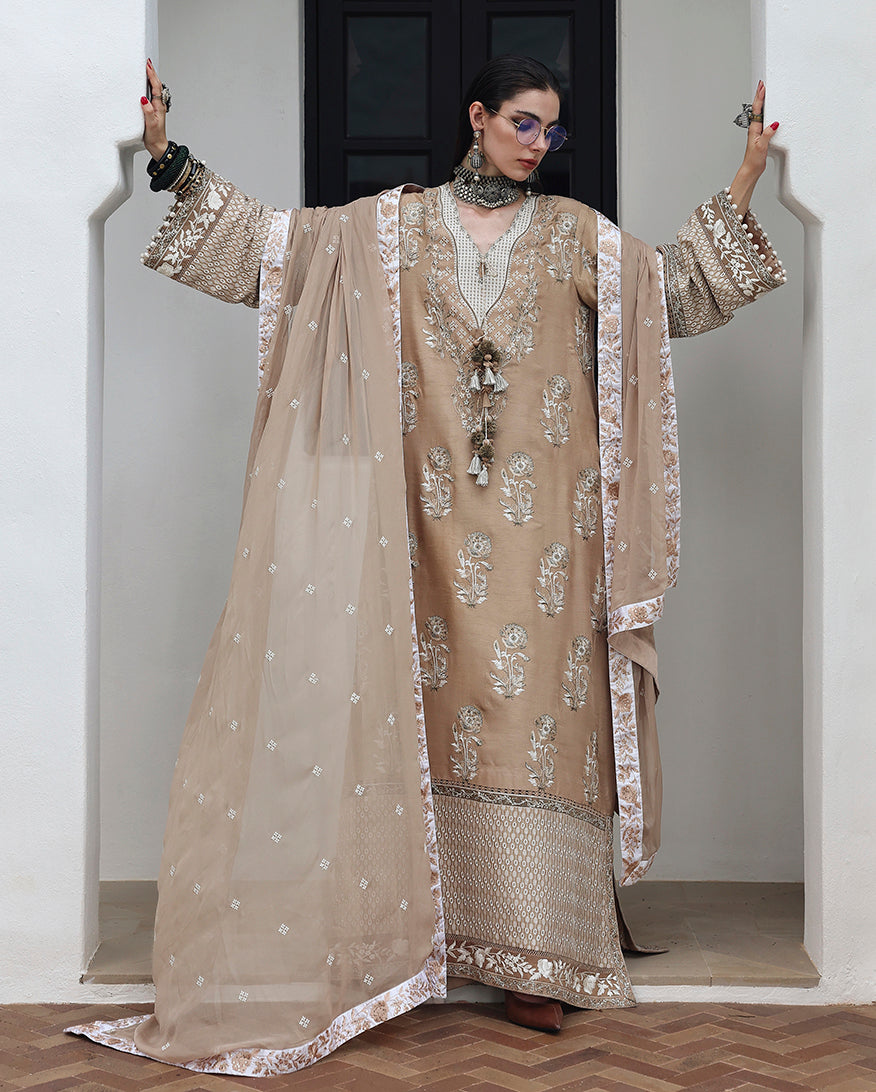 Mushq | Nuvera Rawsilk | Queen's Promise