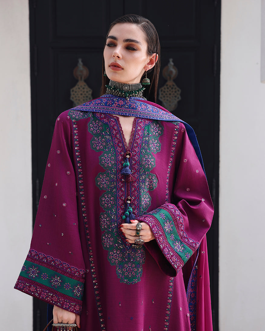 Mushq | Nuvera Rawsilk | Reina Rouge