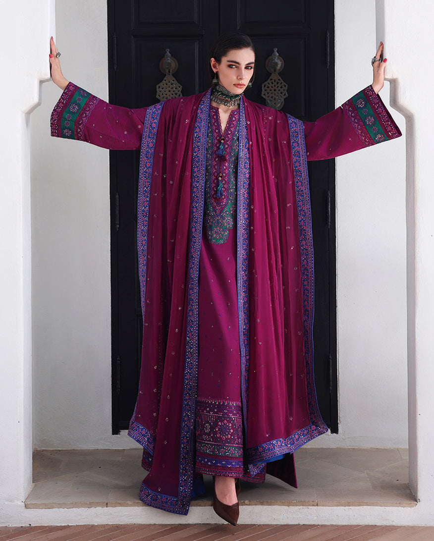 Mushq | Nuvera Rawsilk | Reina Rouge