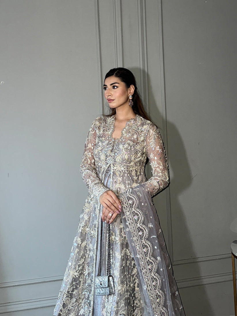 Epoque | Avanti Wedding Formals | NIVARA