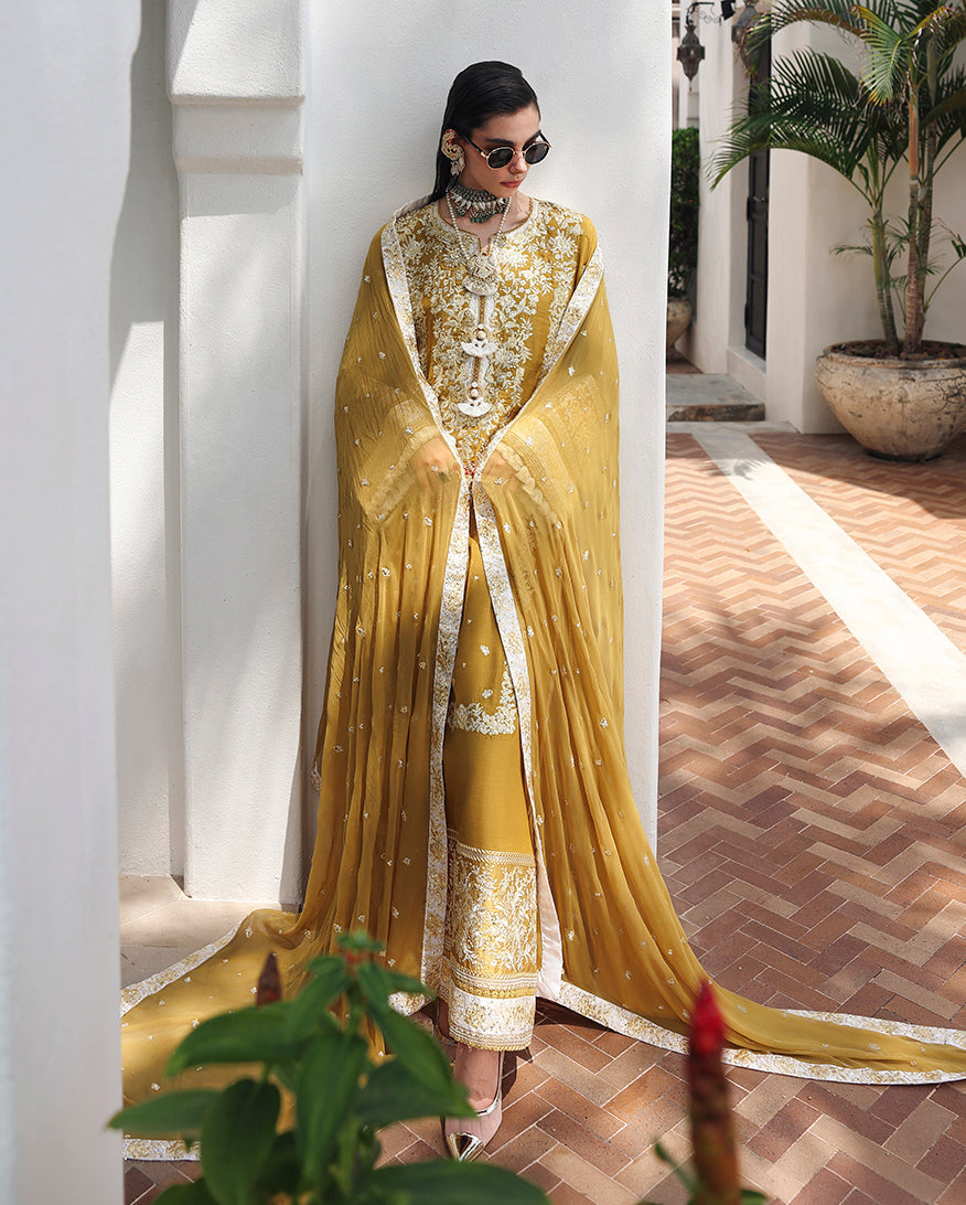 Mushq | Nuvera Rawsilk | Rosalie Crown