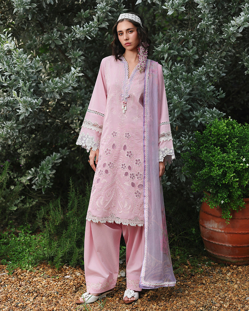 Mushq | The Secret Garden Lawn |Rosewood Secret