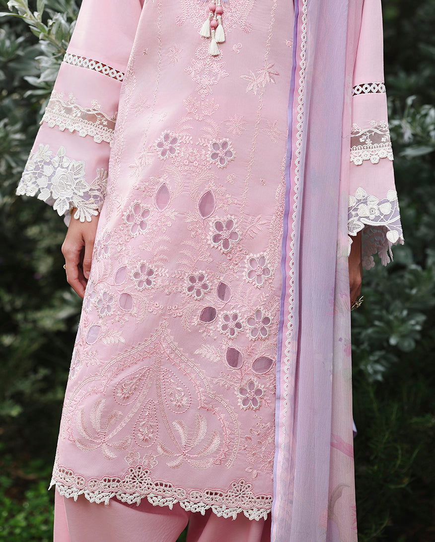 Mushq | The Secret Garden Lawn |Rosewood Secret