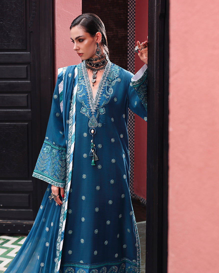 Mushq | Nuvera Rawsilk | Rouge Sapphire