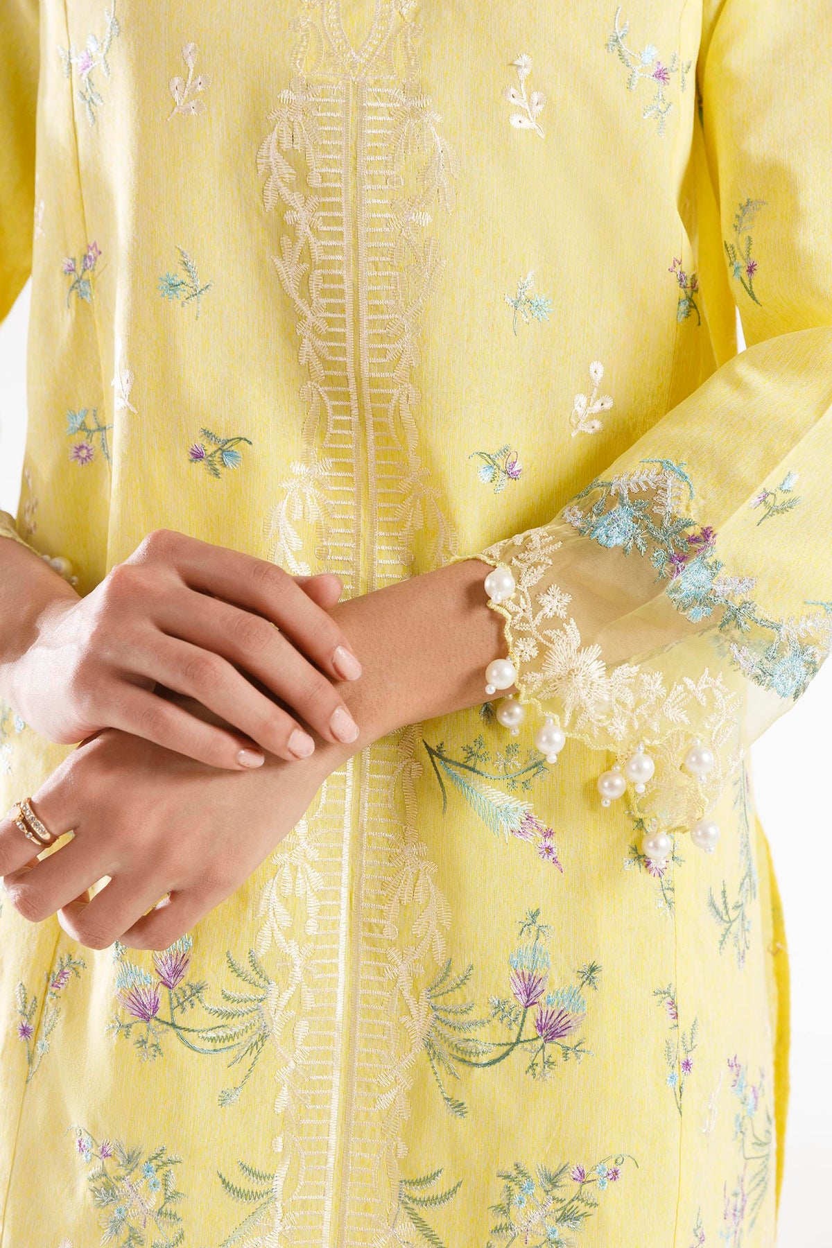 Sana Safinaz | Luxury Pret | Muzlin Lawn Suit SC26MUZ111BP3