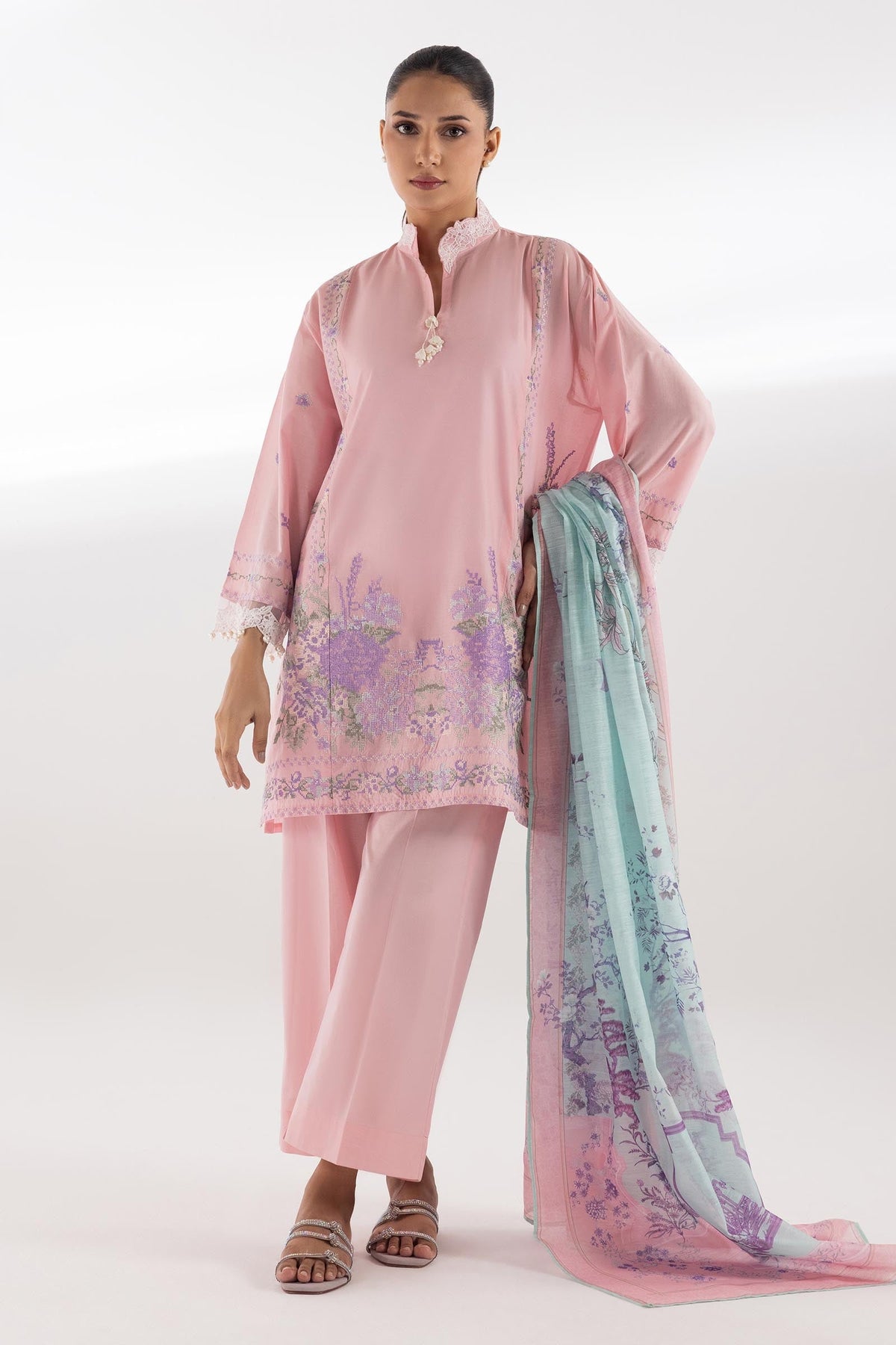 Sana Safinaz | Luxury Pret | Muzlin Lawn Suit SC26MUZ112BP3