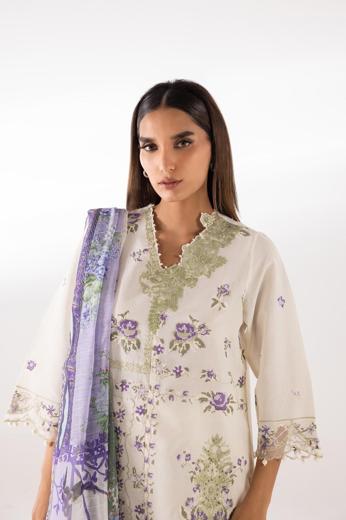 Sana Safinaz | Luxury Pret | Muzlin Lawn Suit SC26MUZ211AP3