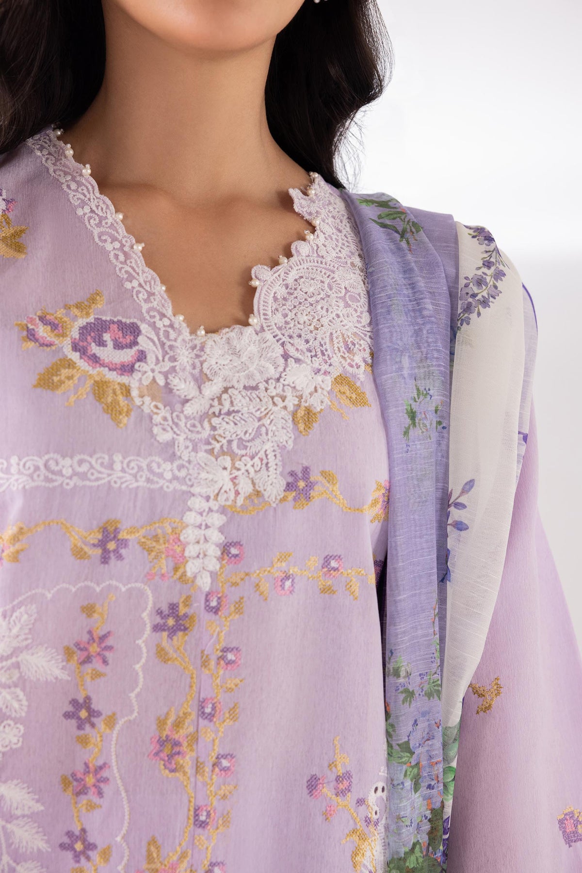 Sana Safinaz | Luxury Pret | Muzlin Lawn Suit SC26MUZ211BP3