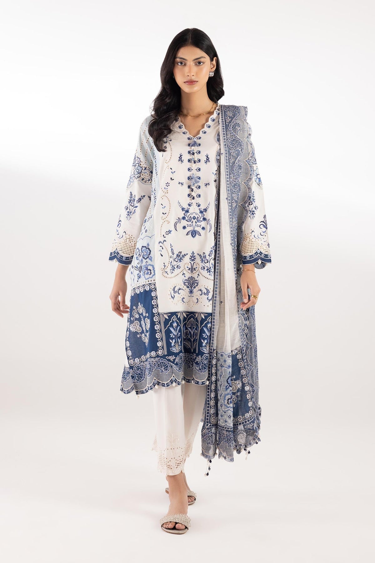Sana Safinaz | Luxury Pret | Lawn Suit SC26SGE423P3
