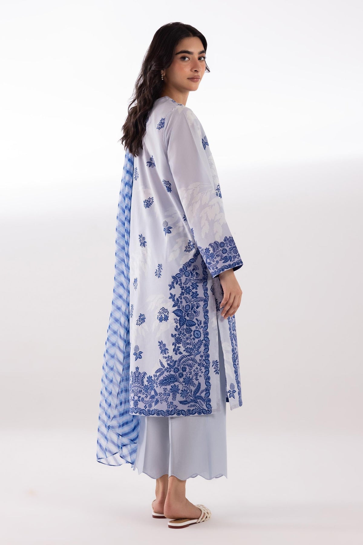 Sana Safinaz | Luxury Pret | Luxury Lawn Suit SC26MHY303BP3