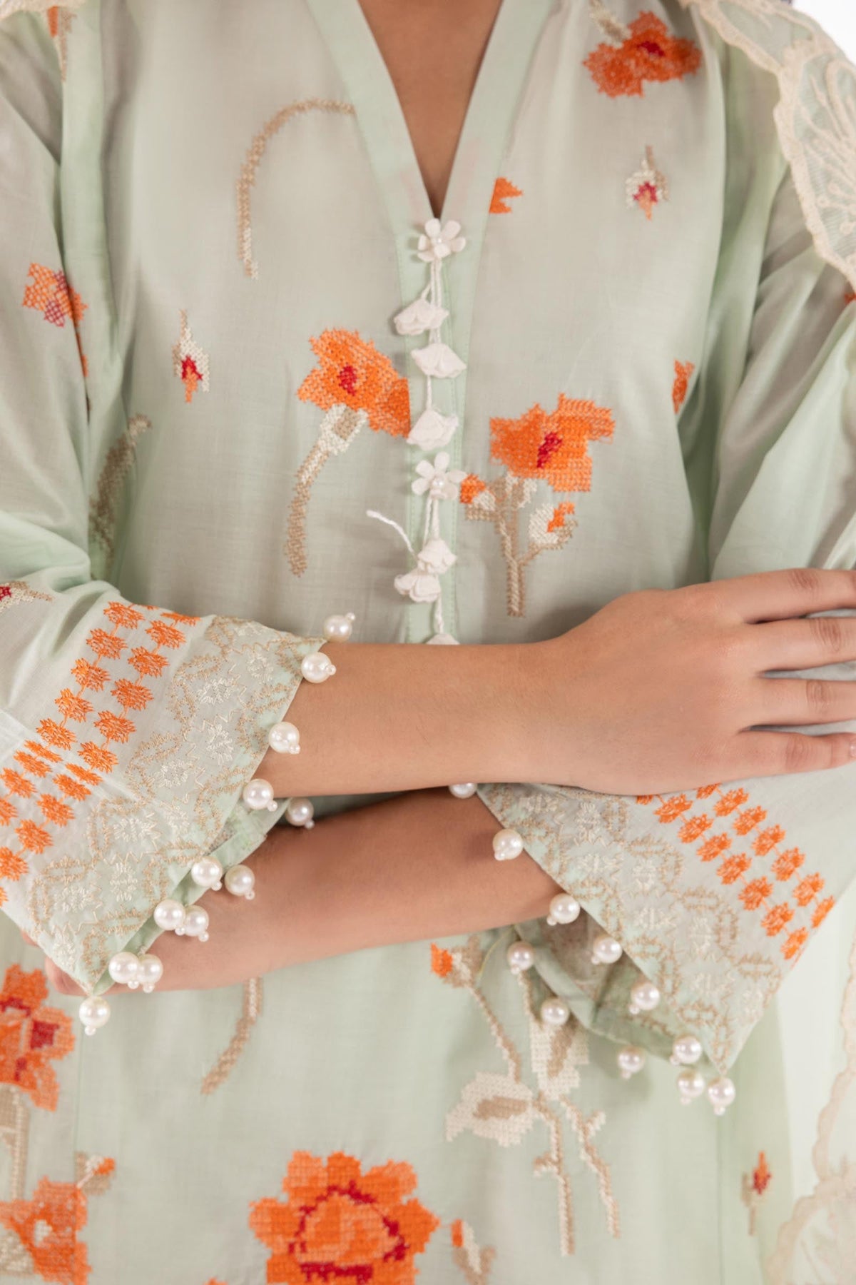 Sana Safinaz | Luxury Pret | Muzlin Lawn Suit SC26MUZ110AP3