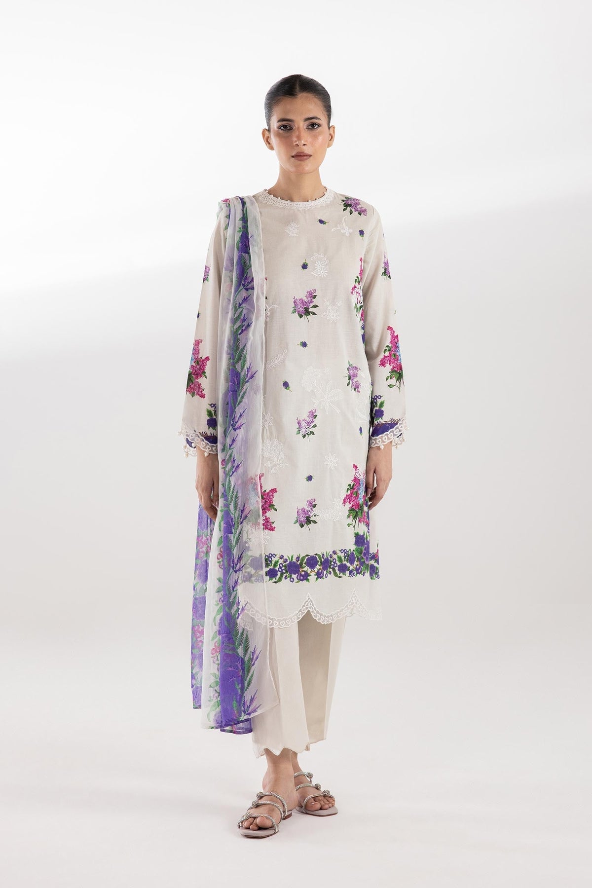 Sana Safinaz | Luxury Pret | Muzlin Lawn Suit SC26MUZ205AP3