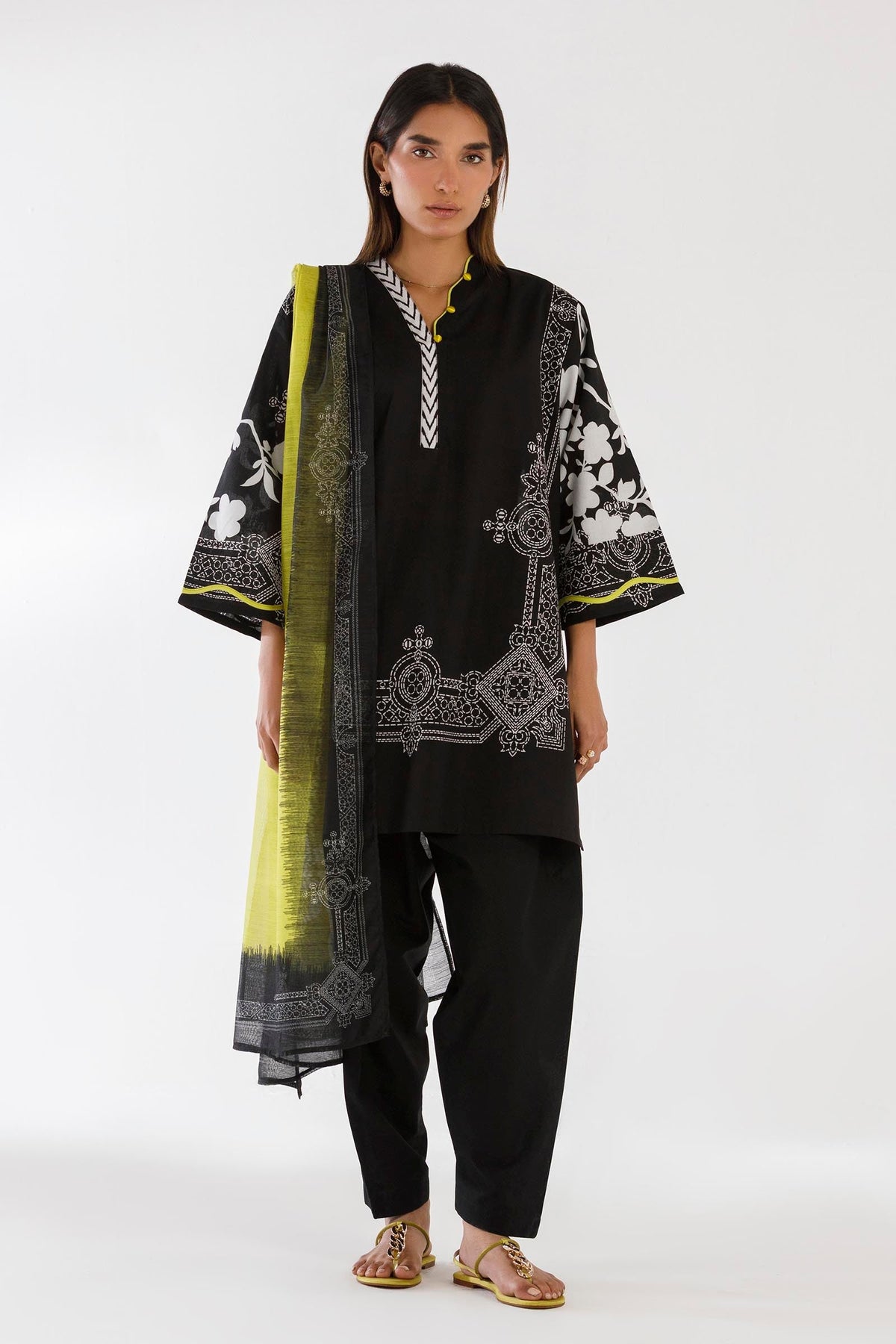 Sana Safinaz | Luxury Pret | Lawn Suit SS26MHY101AP3