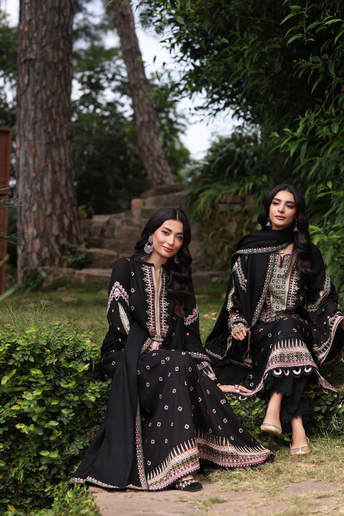 Noor by Saadia Asad | Suzaankari Winter 24 | D05