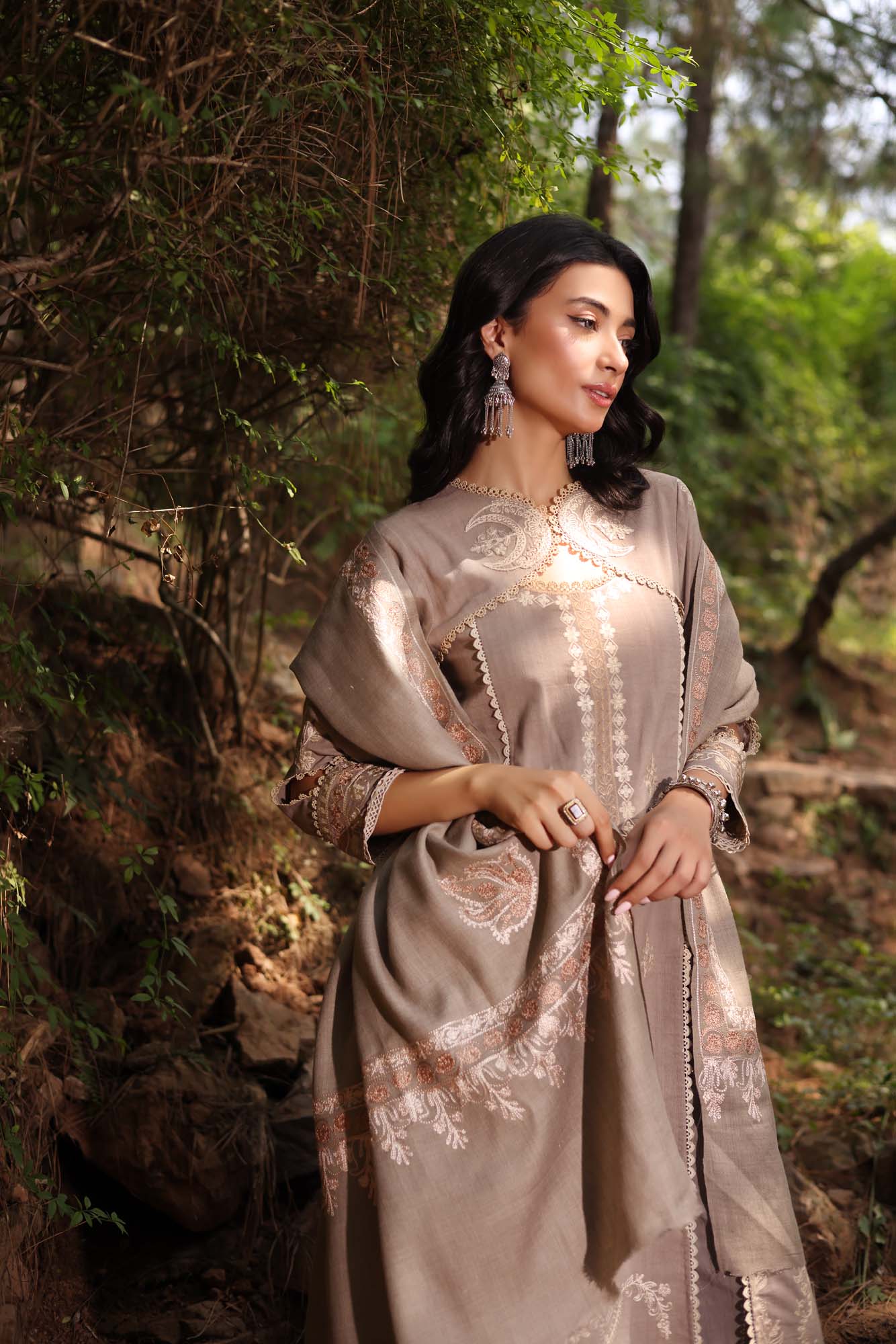 Noor by Saadia Asad | Suzaankari Winter 24 | D07