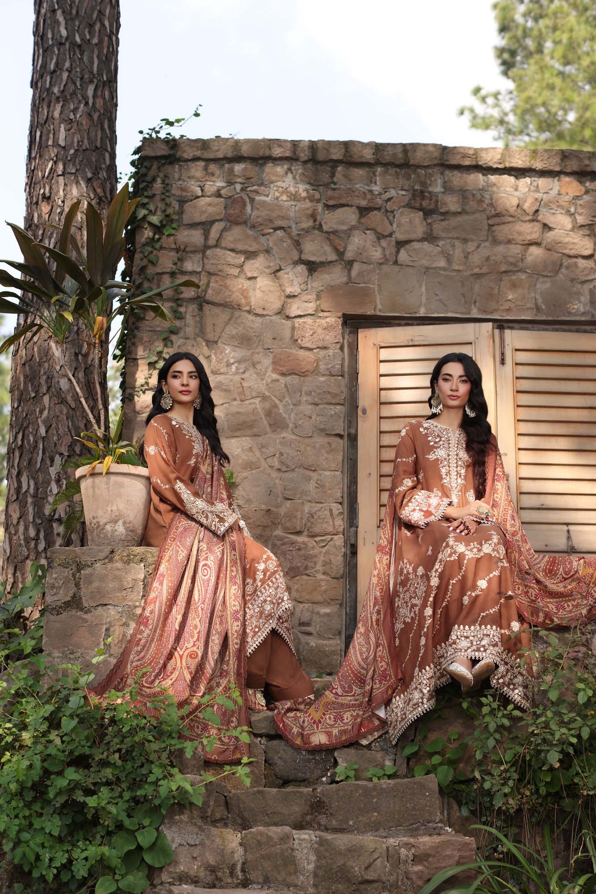 Noor by Saadia Asad | Suzaankari Winter 24 | D09