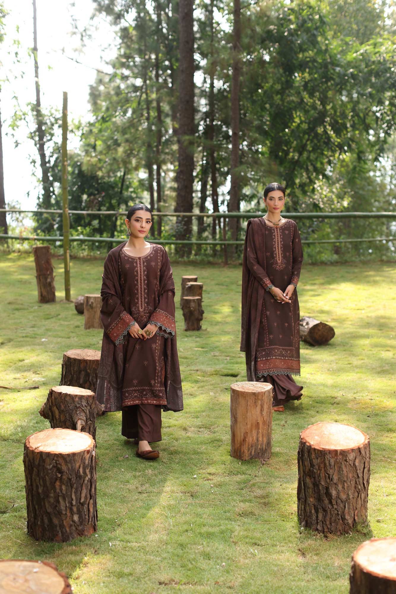 Noor by Saadia Asad | Suzaankari Winter 24 | D04