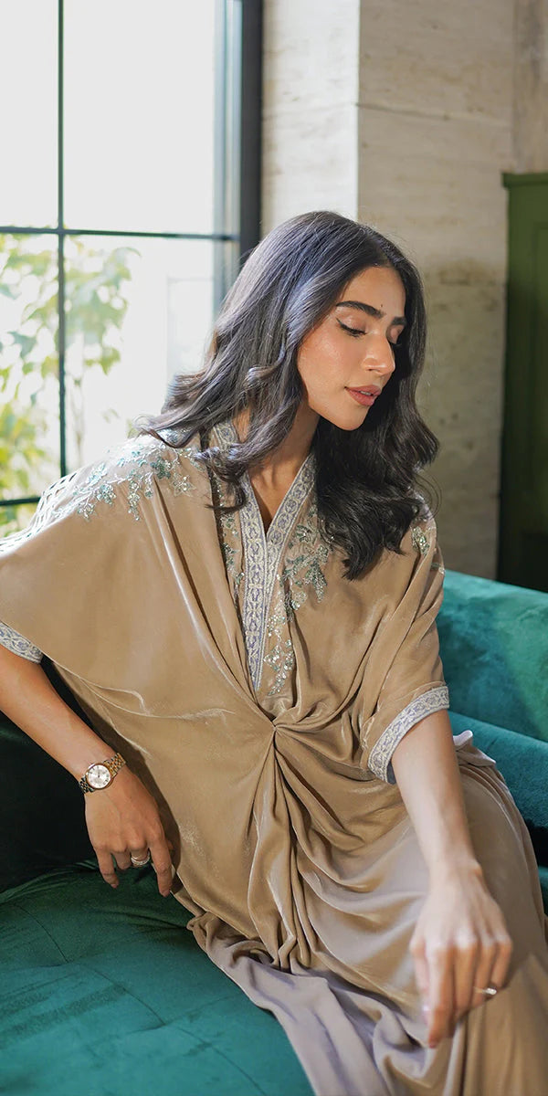 Erum Khane | Velvet Wisper | Champagne Charm