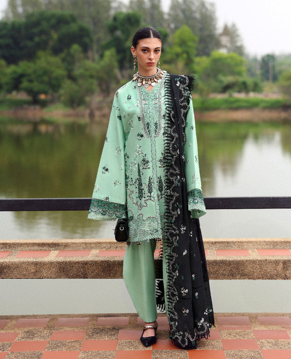 Republic Womenswear | Lilas Lawn 26 | Sereya