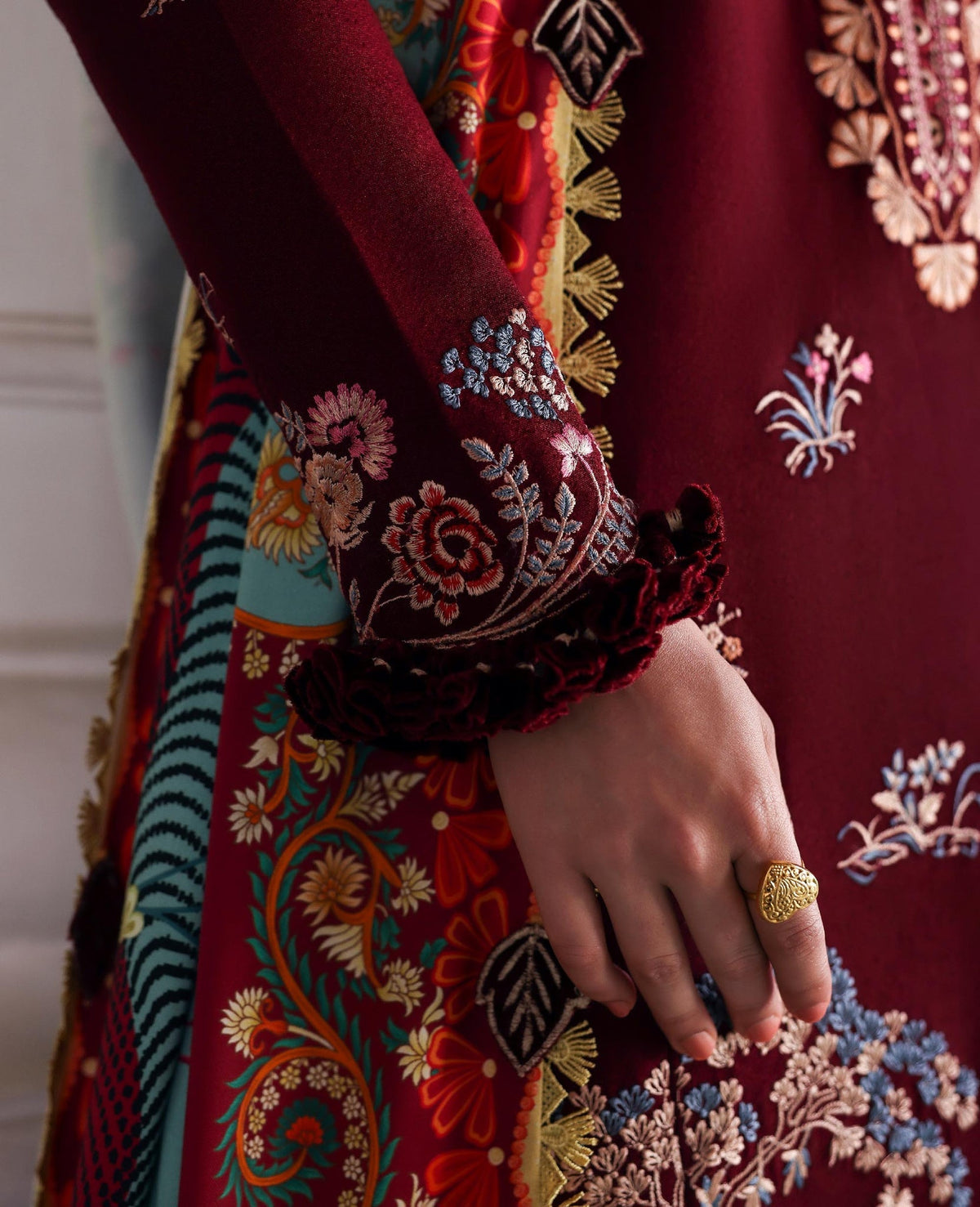 Republic Womenswear | Amaris Luxury Shawl 25 | Sienna