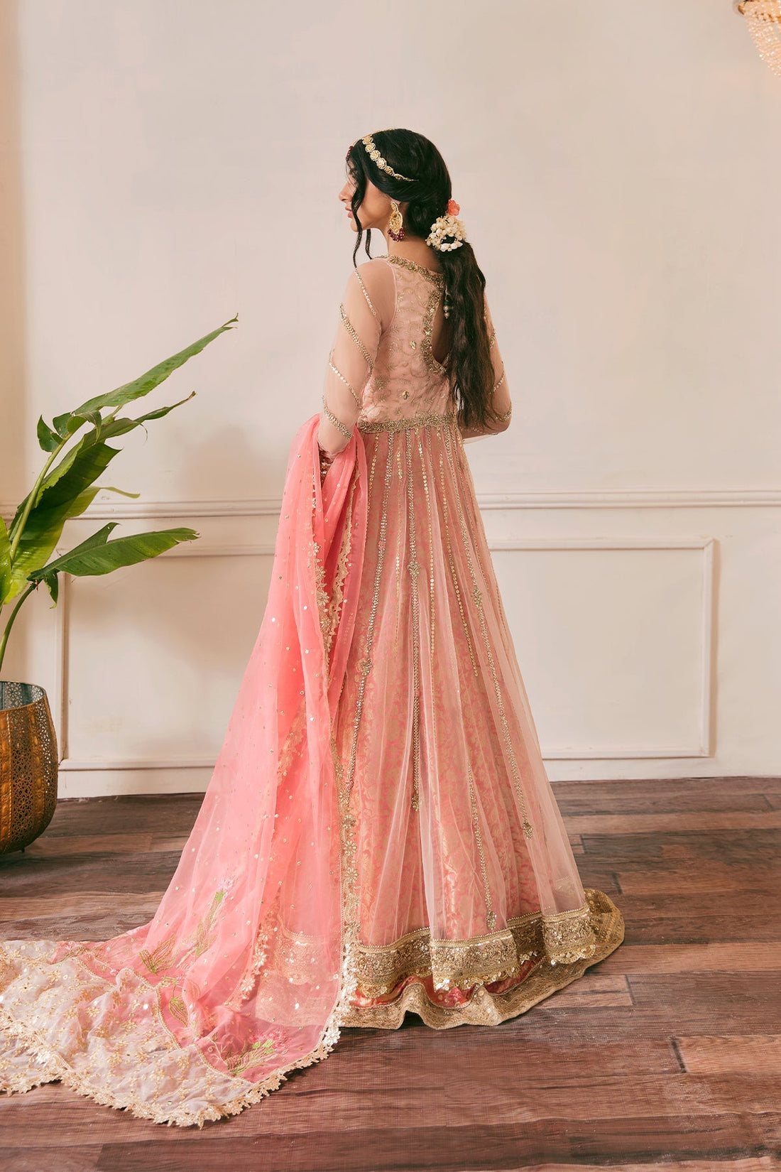 Tabyaa | Nira Bridals | Lily