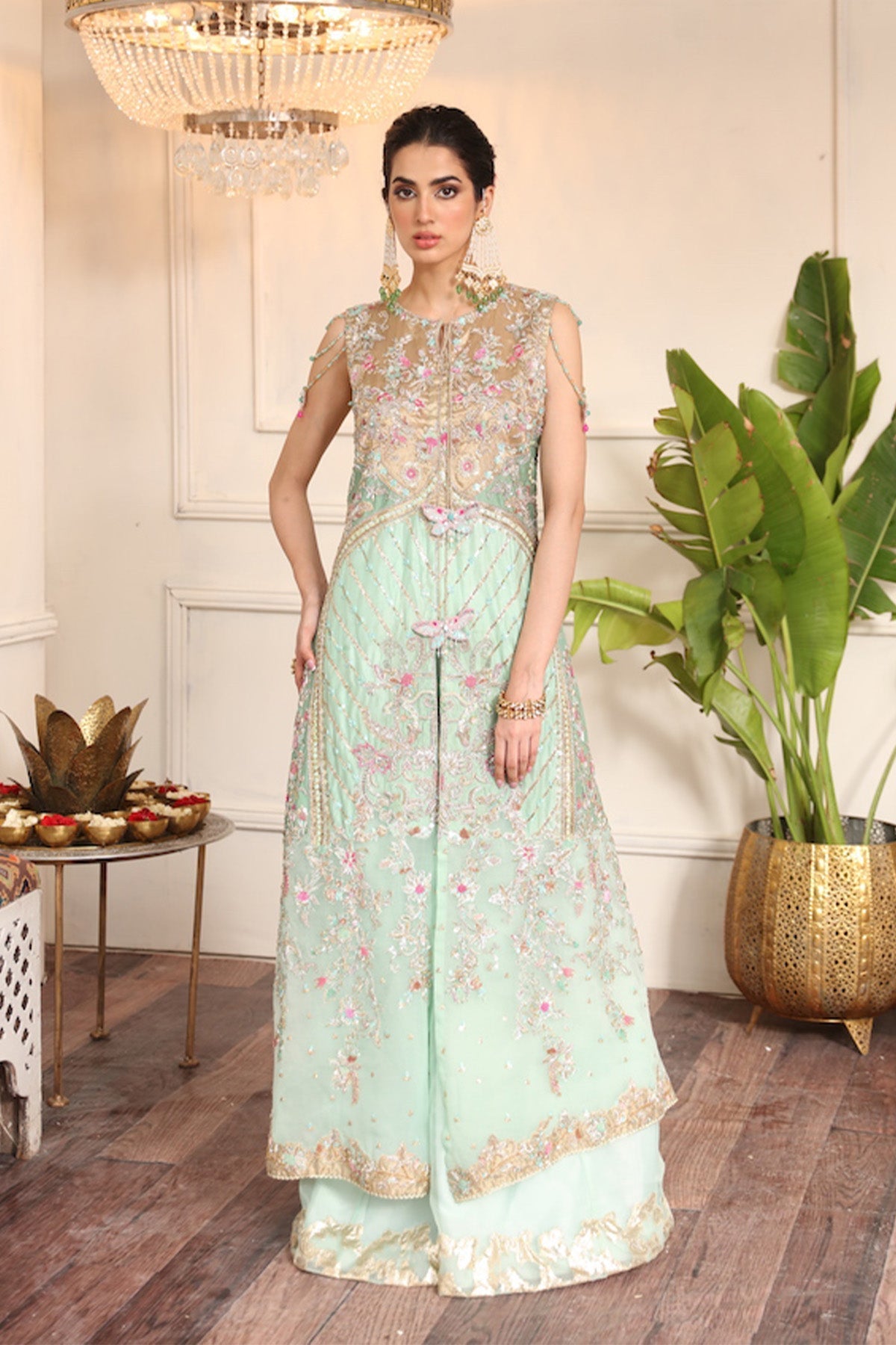 Tabyaa | Nira Bridals | Ava