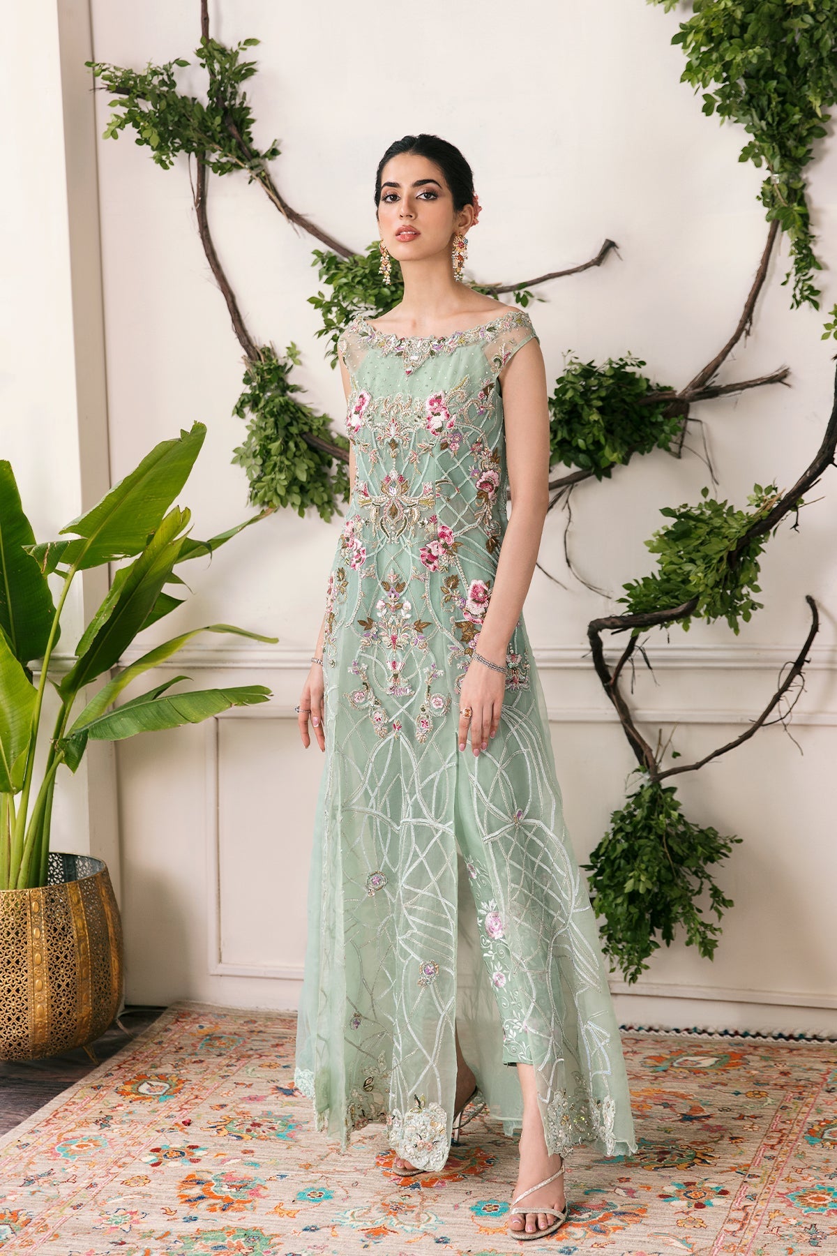Tabyaa | Nira Bridals | Bonnie