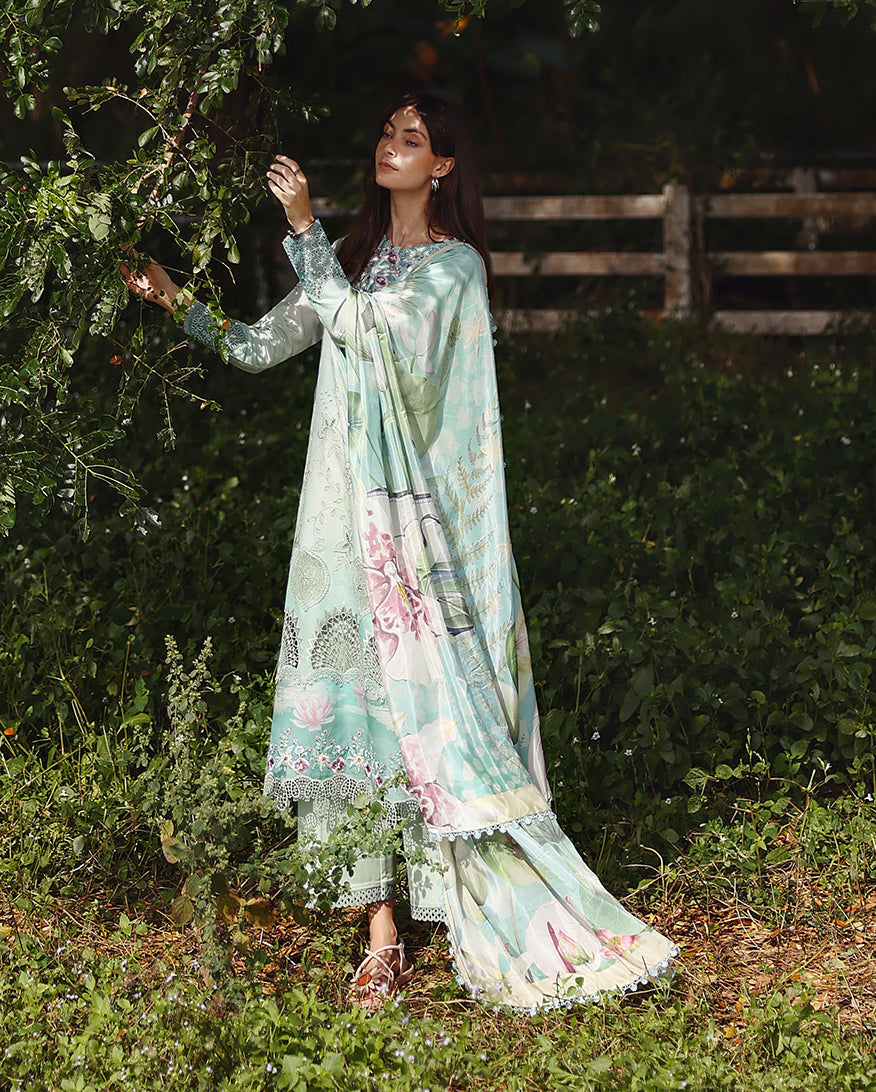 Mushq | Solace Ombre Chikankari | Tranquil Muse