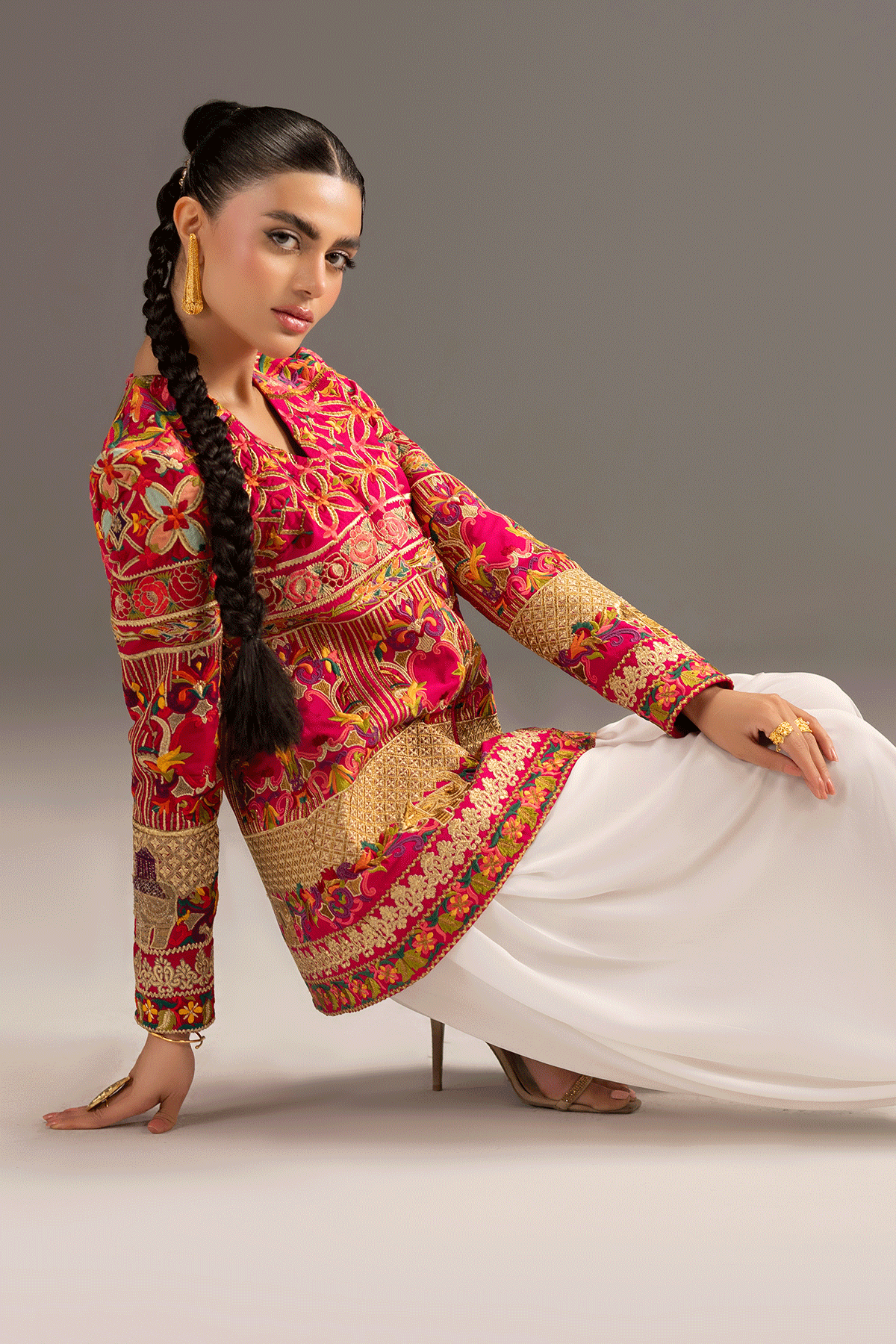Erum Khan | Summer Whisper | Star Elegance
