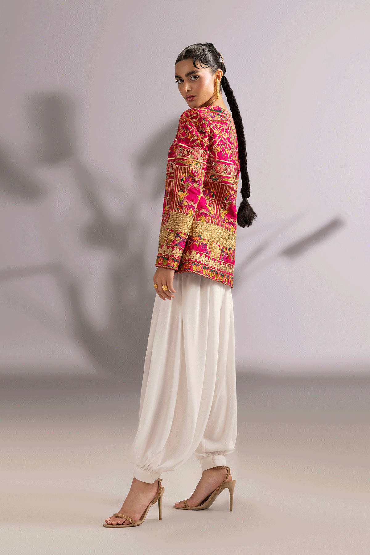 Erum Khan | Summer Whisper | Star Elegance