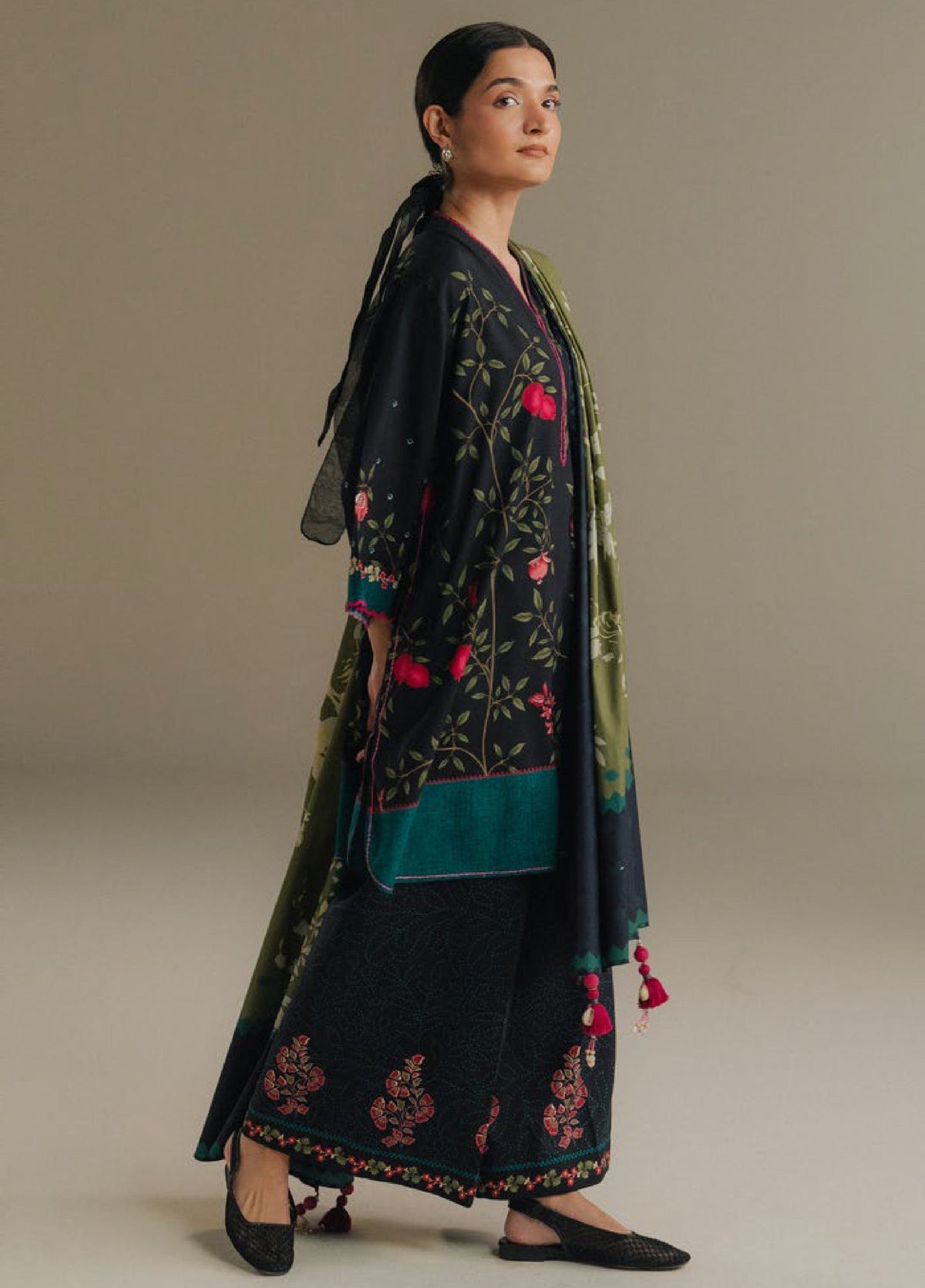 Zara Shahjahan | Coco Prints 25 | Sienna Field-4A