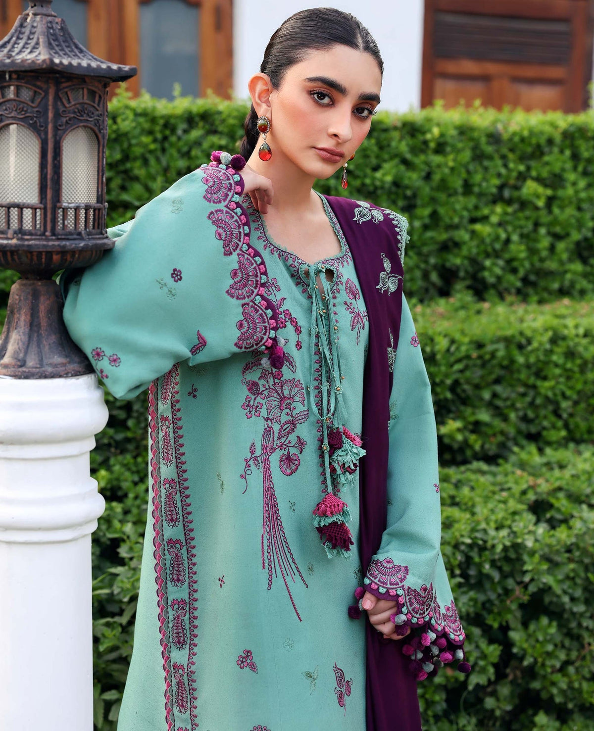Republic Womenswear | Amaris Luxury Shawl 25 | Virella