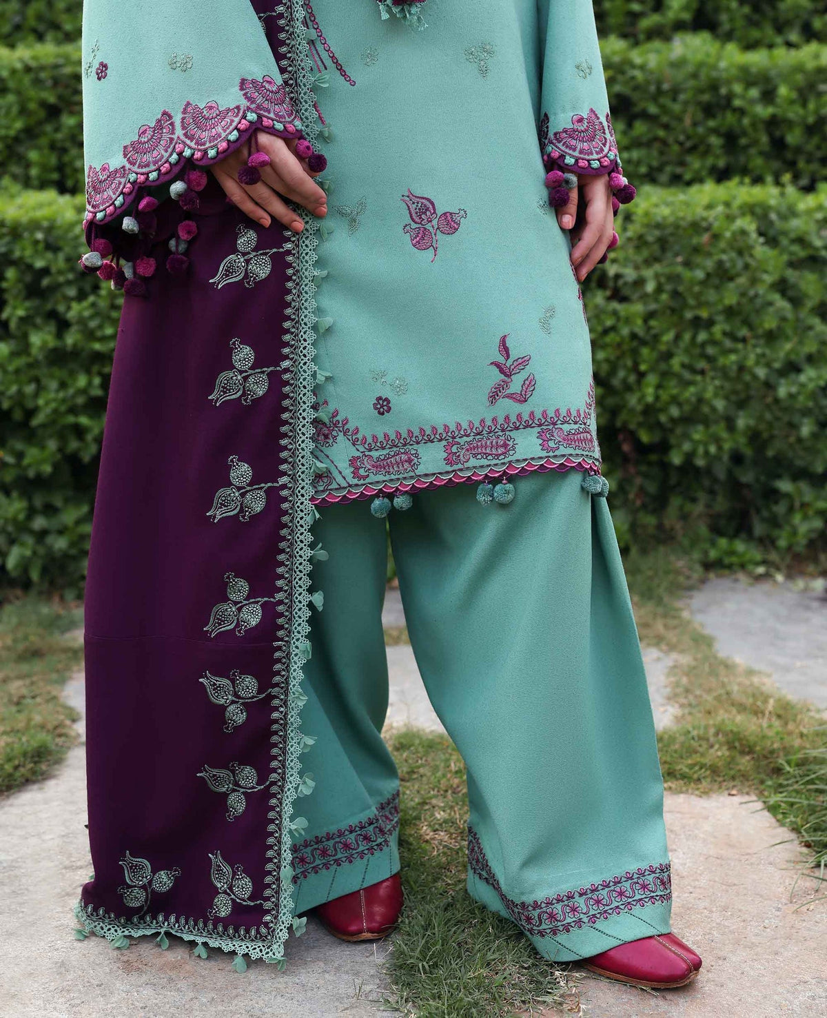 Republic Womenswear | Amaris Luxury Shawl 25 | Virella