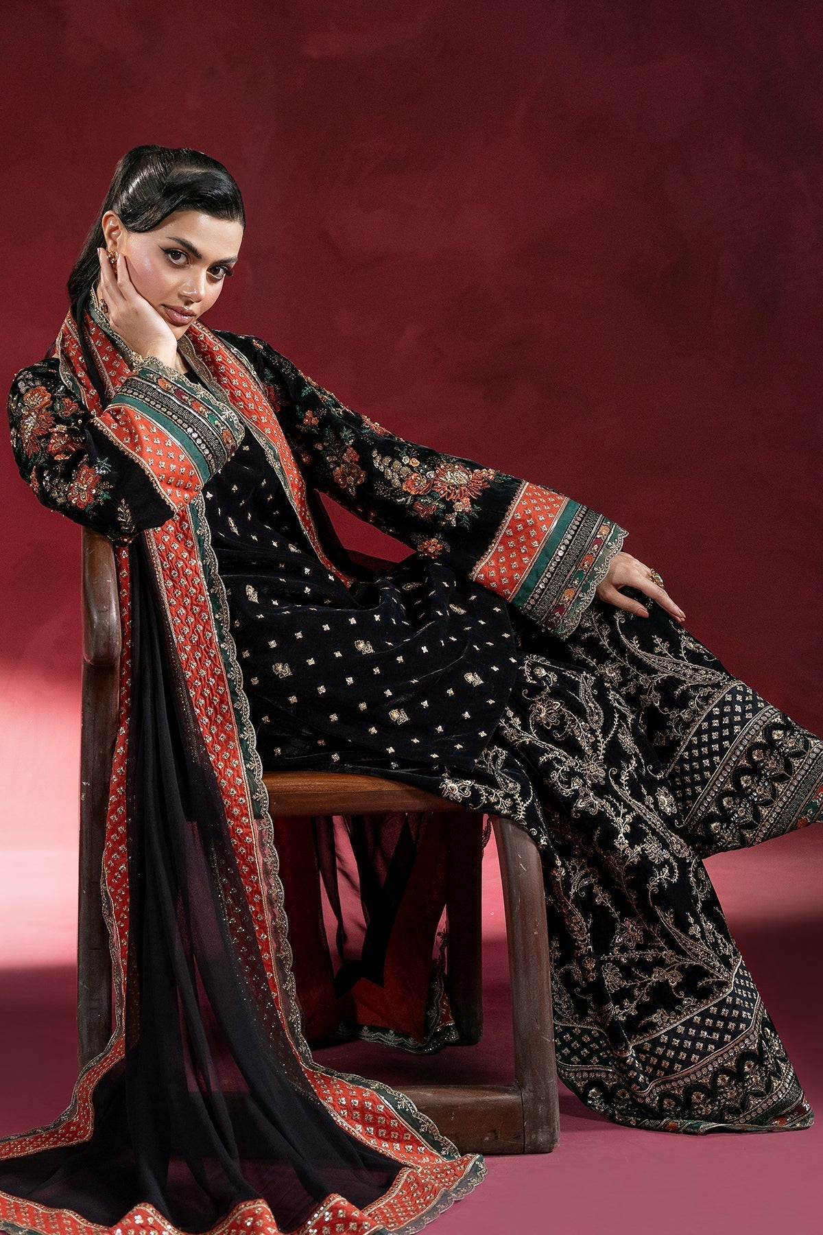 Charizma | Signature Pret | Roohi